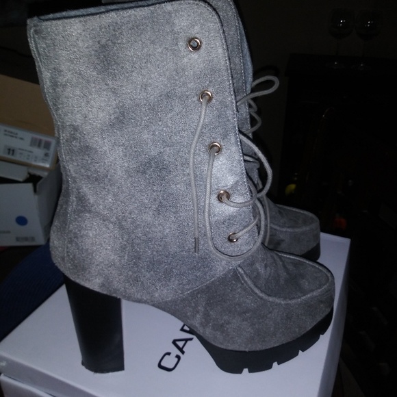 Boots - Picture 3 of 3